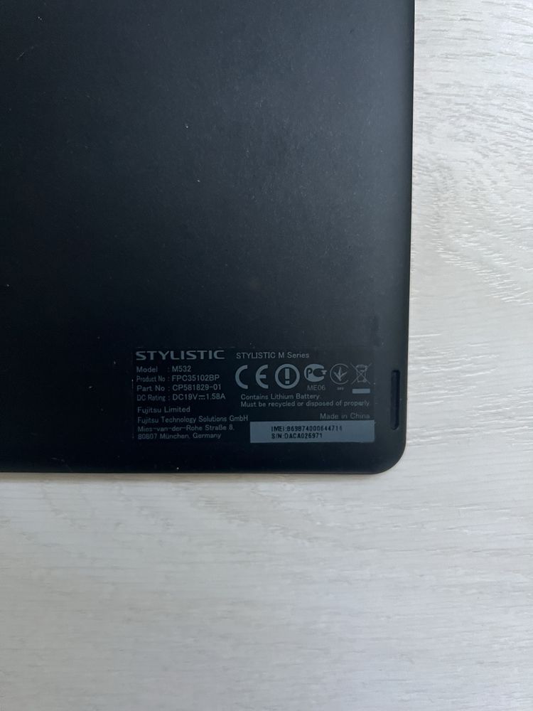 Планшет Fujitsu Stylistic M532