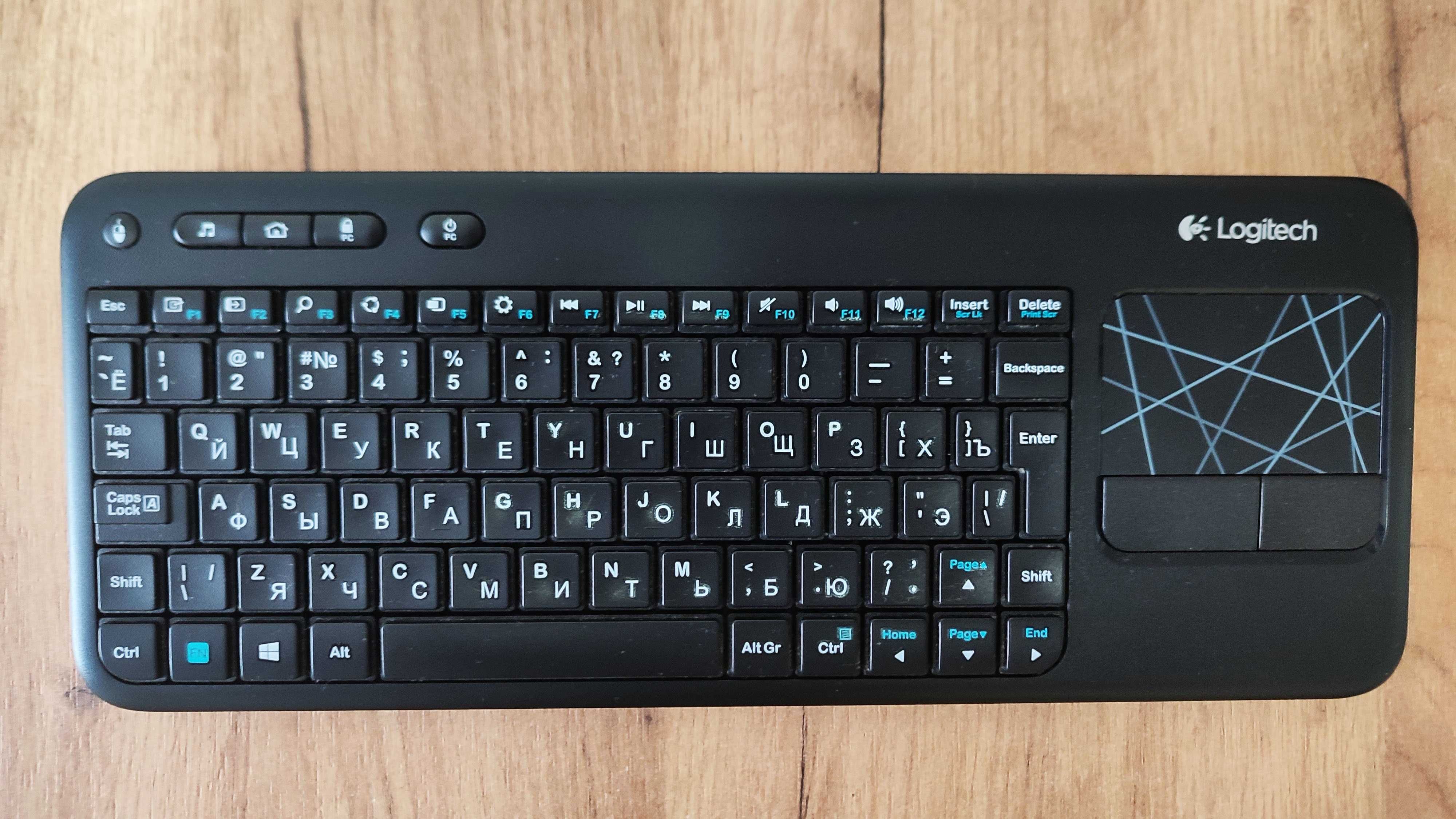 Клавиатура Logitech K400r с тачпадом