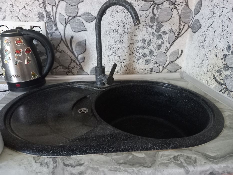 Кухня б/у в хорошому стані