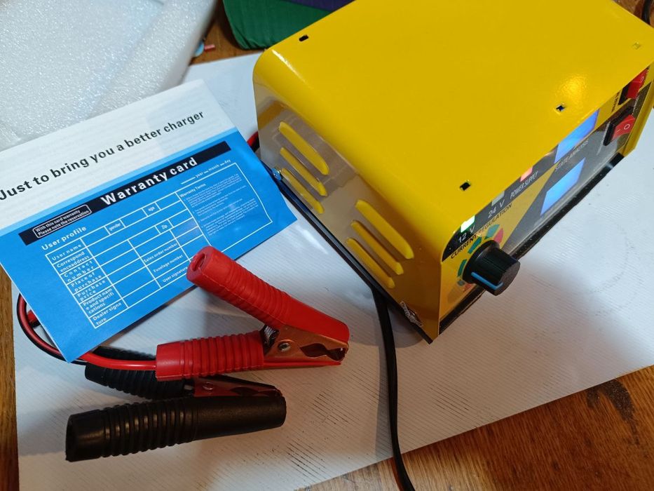 Импульсное зарядное устройство для АКБ , 12 - 24 Вольта. ANJING - 908