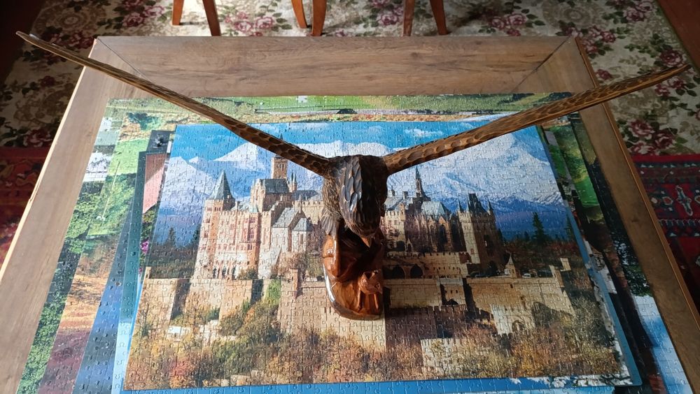 Дерев'яний орел.