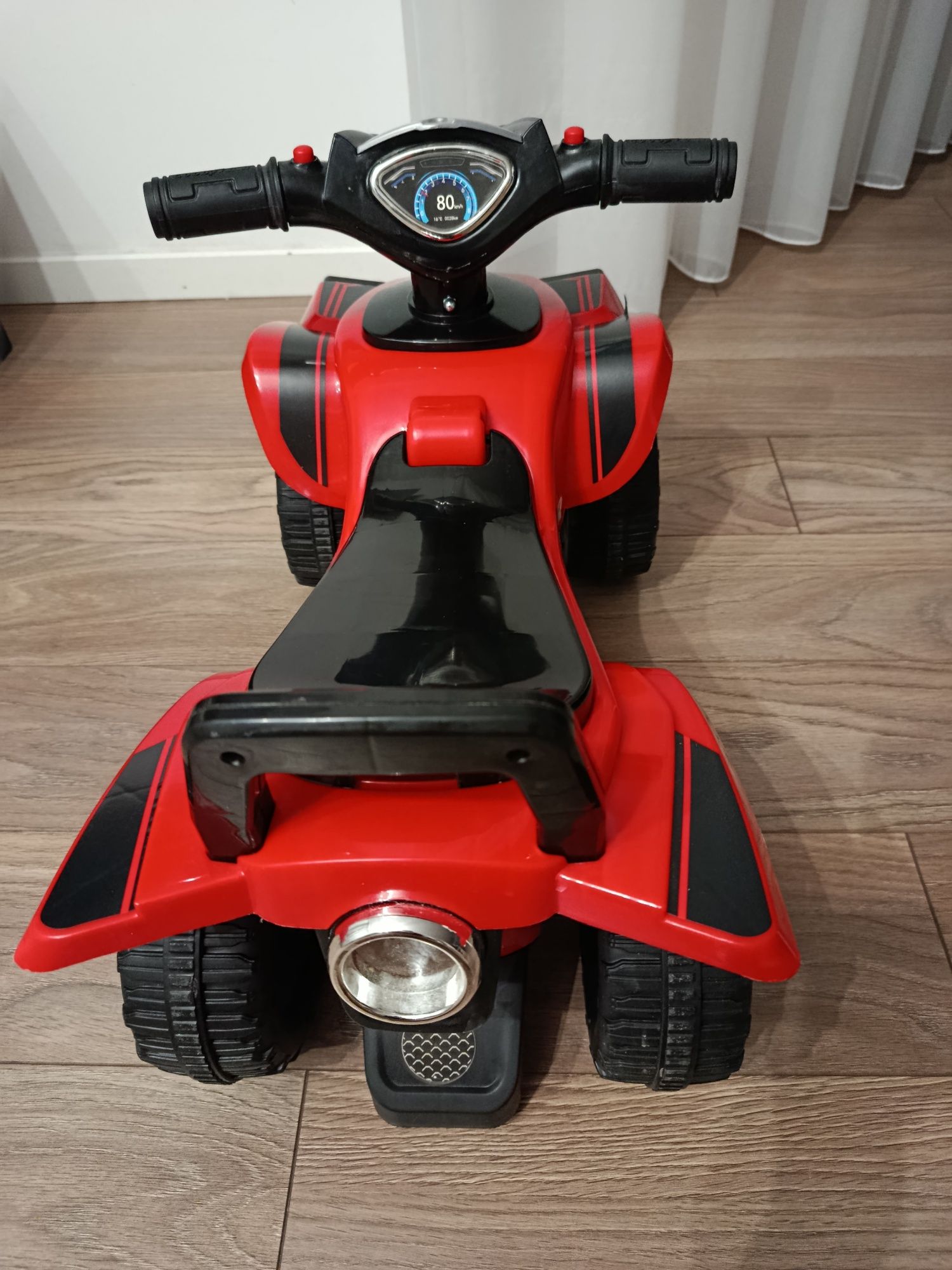 Jeździk pchacz Quad