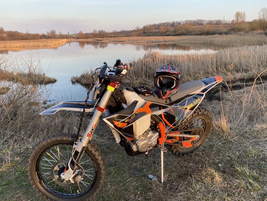 Продам мотоцикл KOVI LITE 300