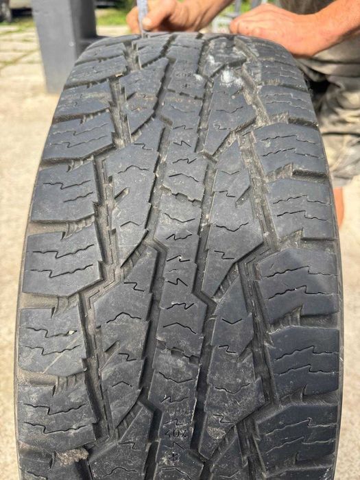 шини зимові Nokian 275/65 R 18 на Land Cruiser 200 , Prado