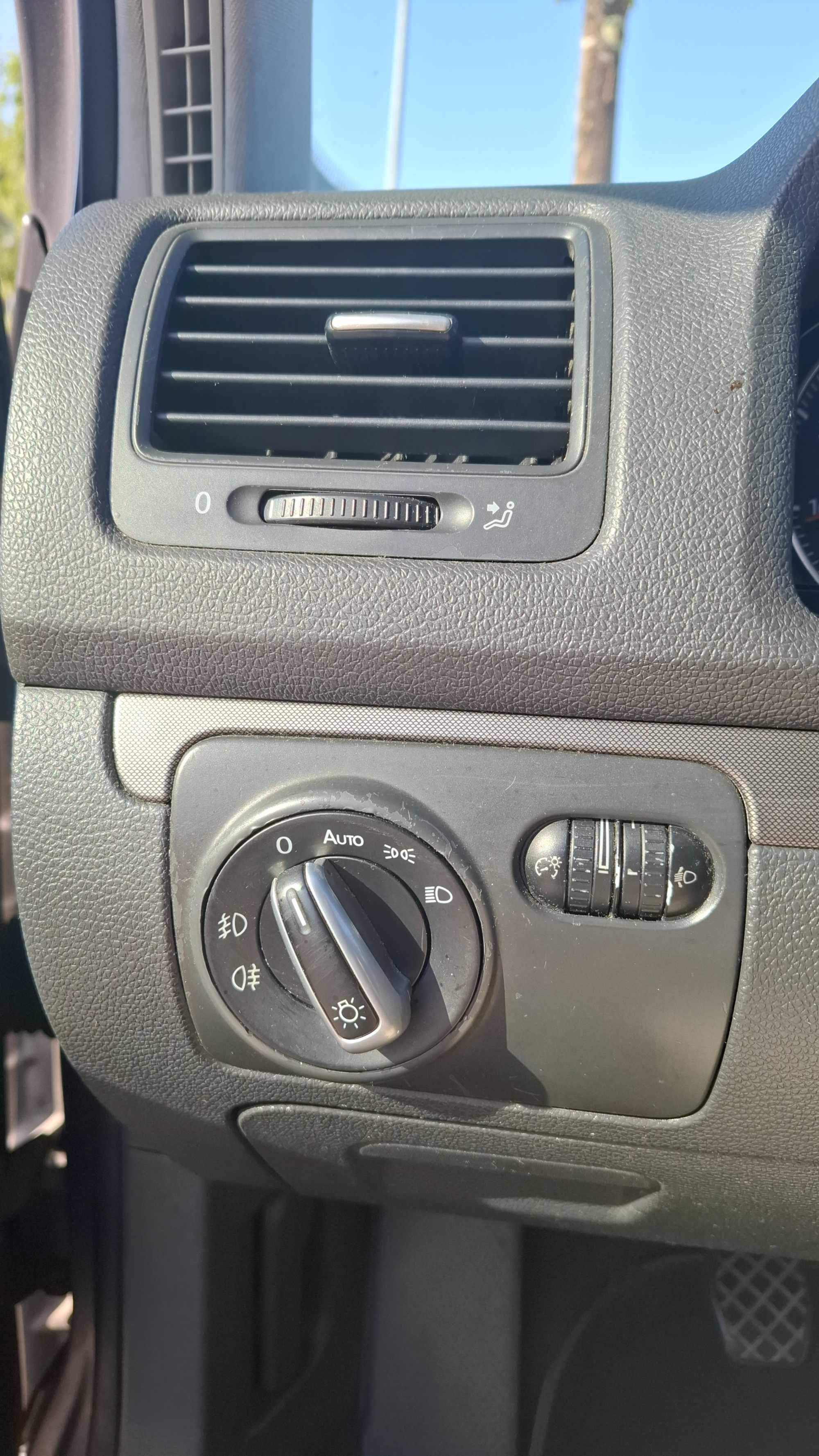 VW Golf V 1.6 Gasolina - 105cv - Nacional