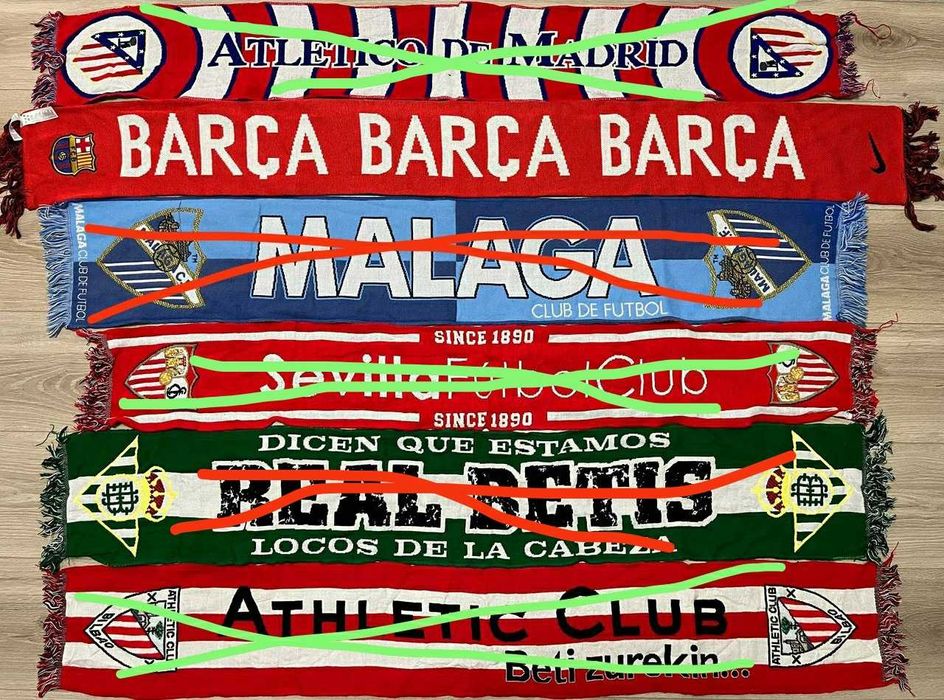 Шарфи / рози футбольних клубів