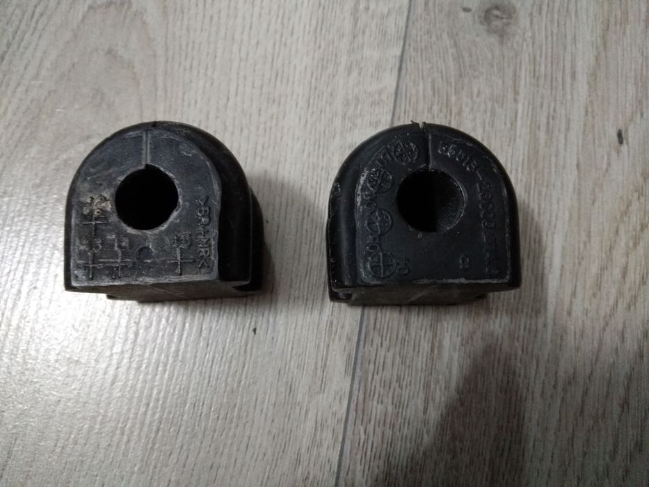 Втулки заднего стабилизатора Hyundai Kia 555132G000