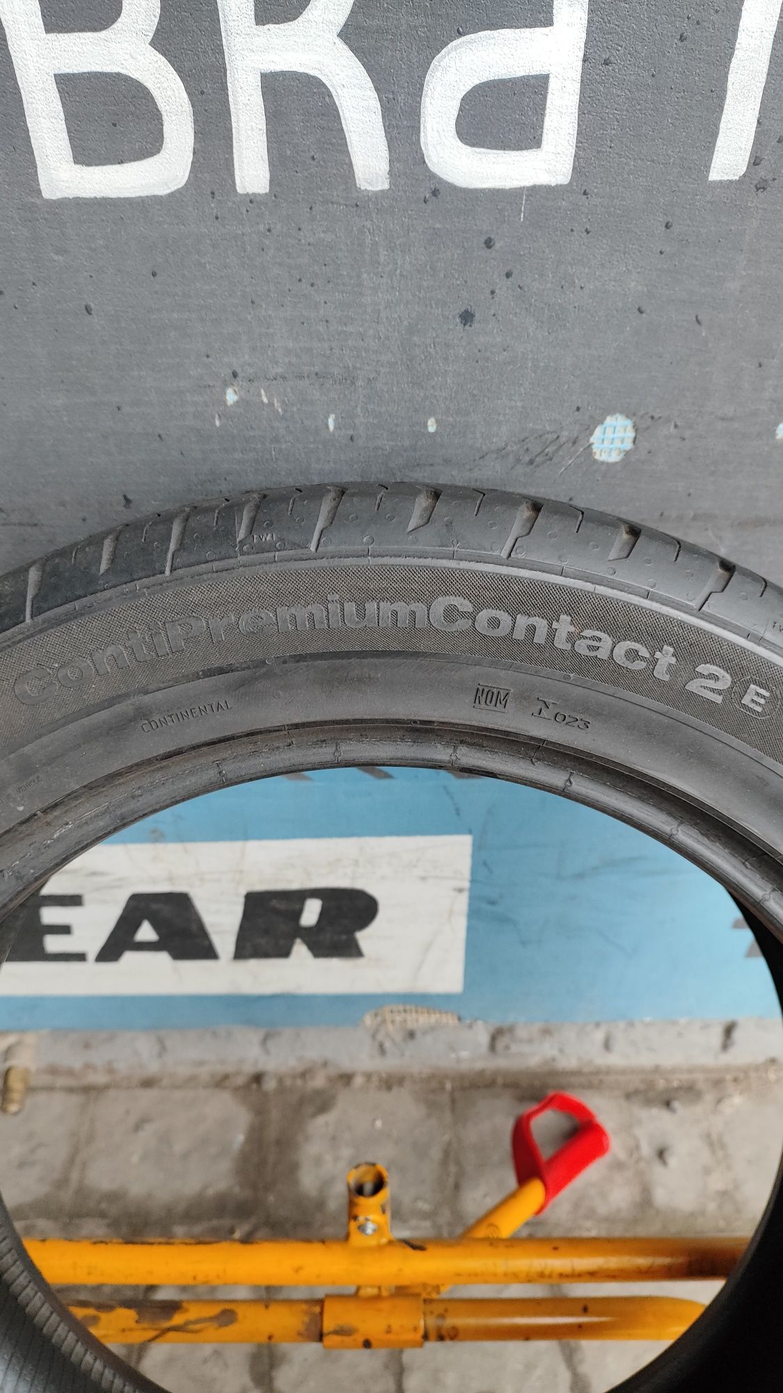 Шини Continental літні 215/55 R18