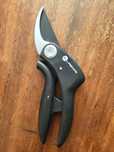 Ручний сікатор Fiskars Essential 20 мм