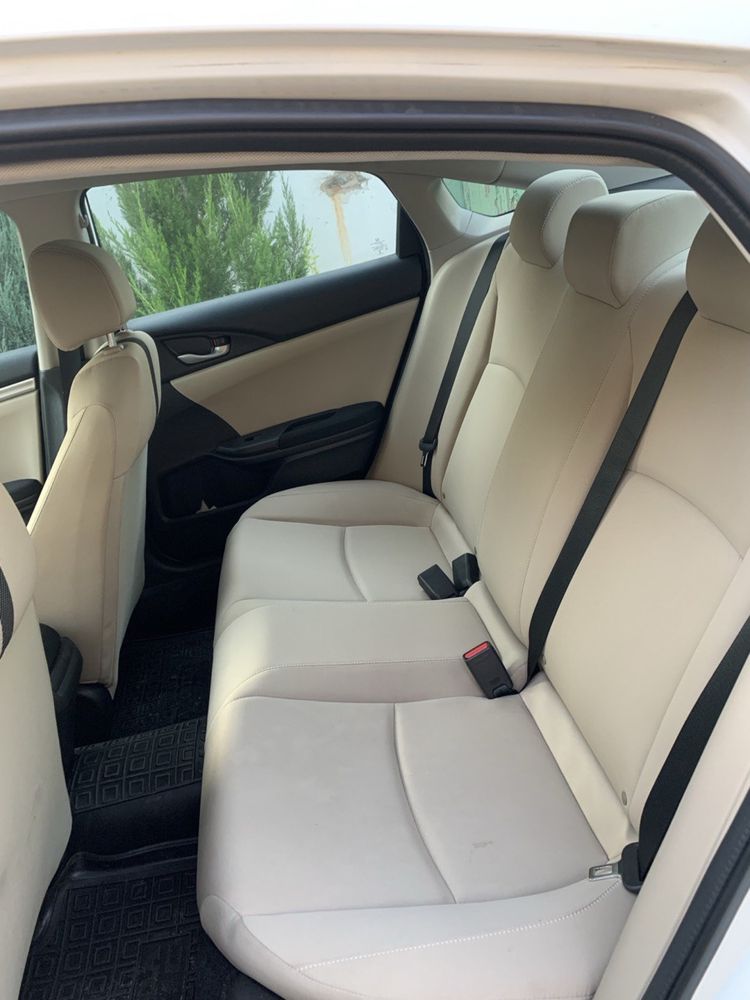 Продам HONDA CIVIC 2017