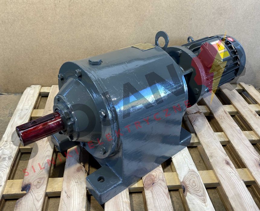 motoreduktor / przekładnia 4kW 79obr.