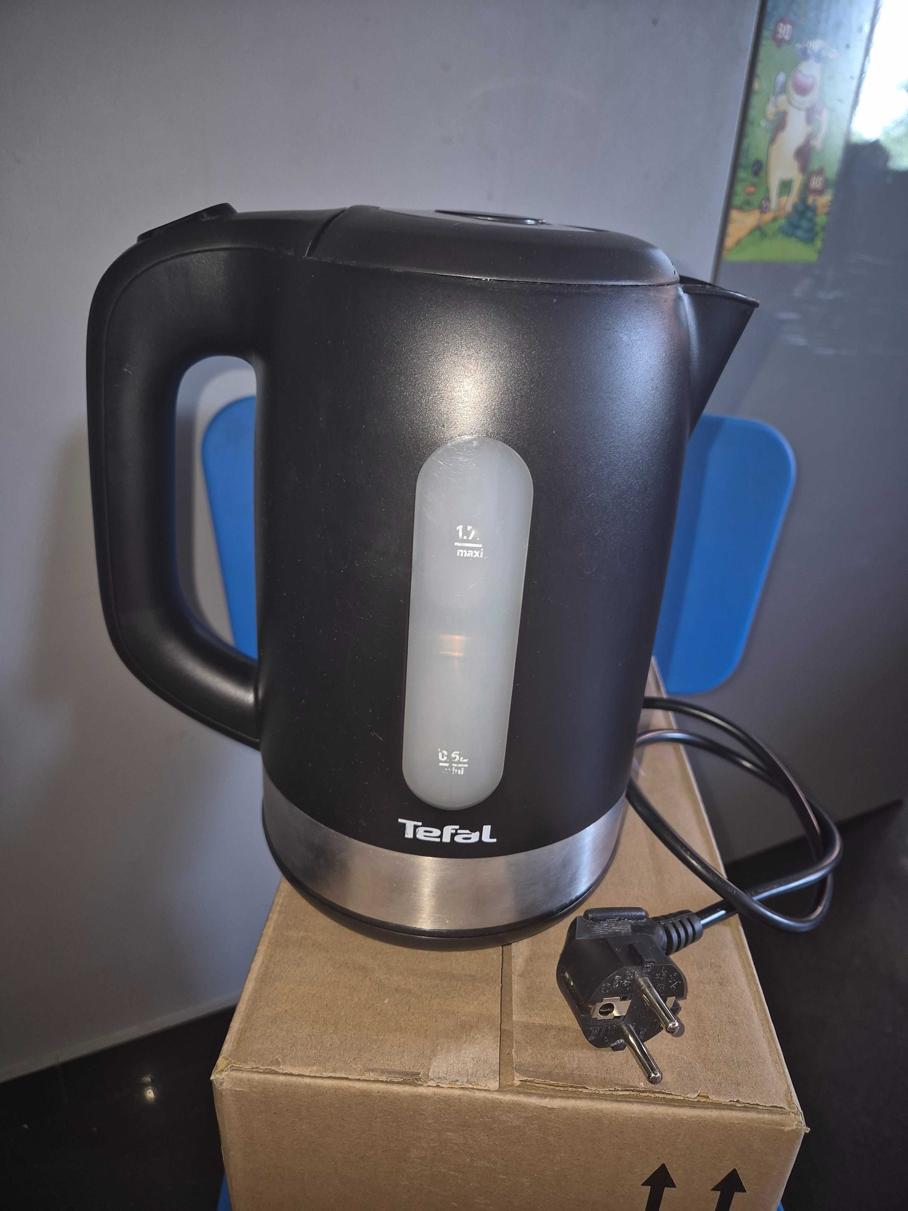 Czajnik elektryczny TEFAL 1.7 litra, czarny, model Snow KO330830