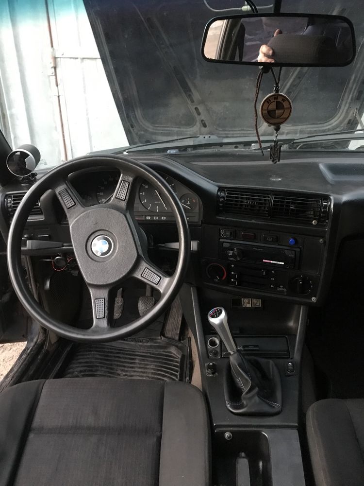 Bmw e30 1.8 Газ вписан в тп