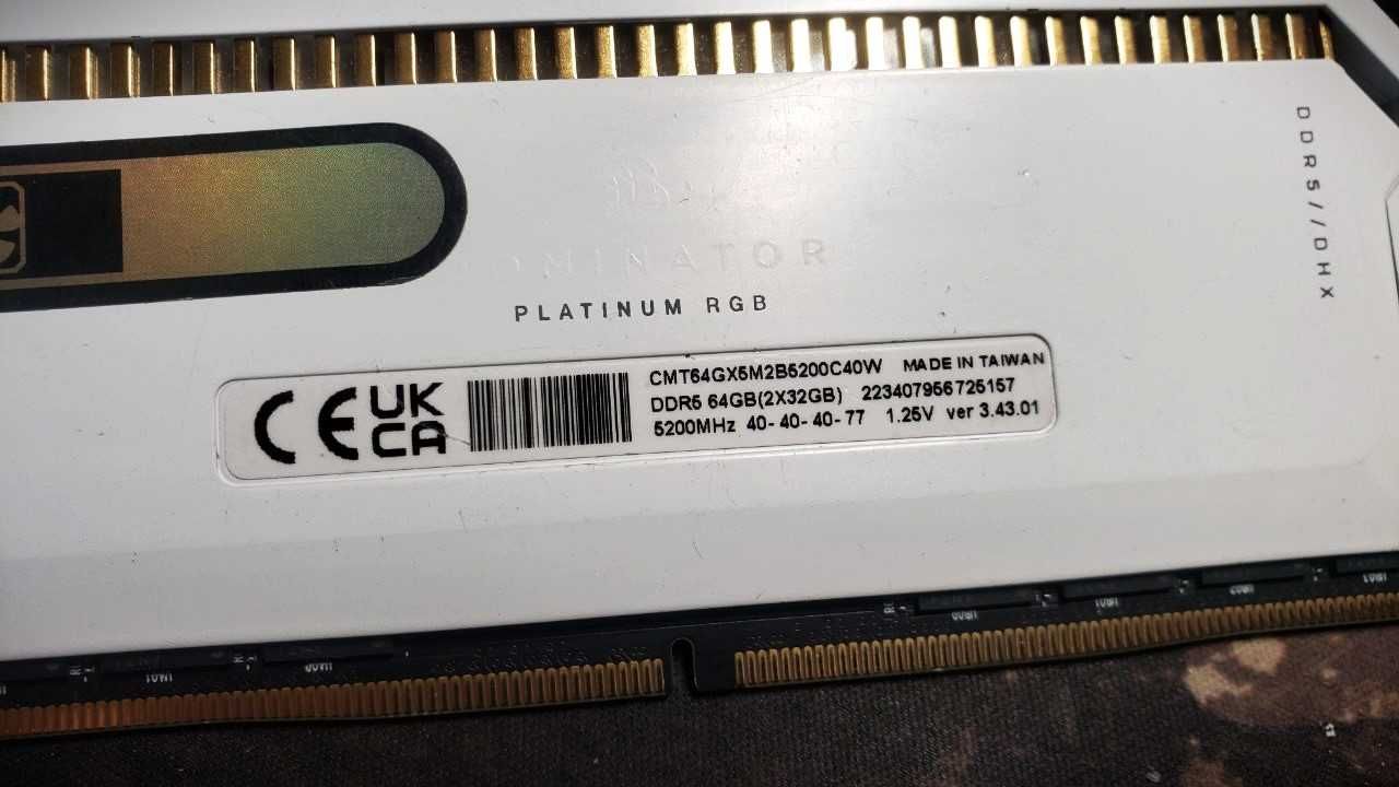 Оперативна пам'ять 32 GB Corsair Dominator Platinum DDR5 5200MHz