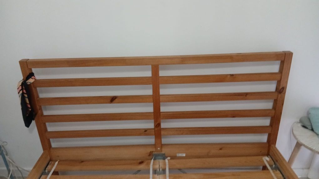 Cama de casal com estrado + colchão