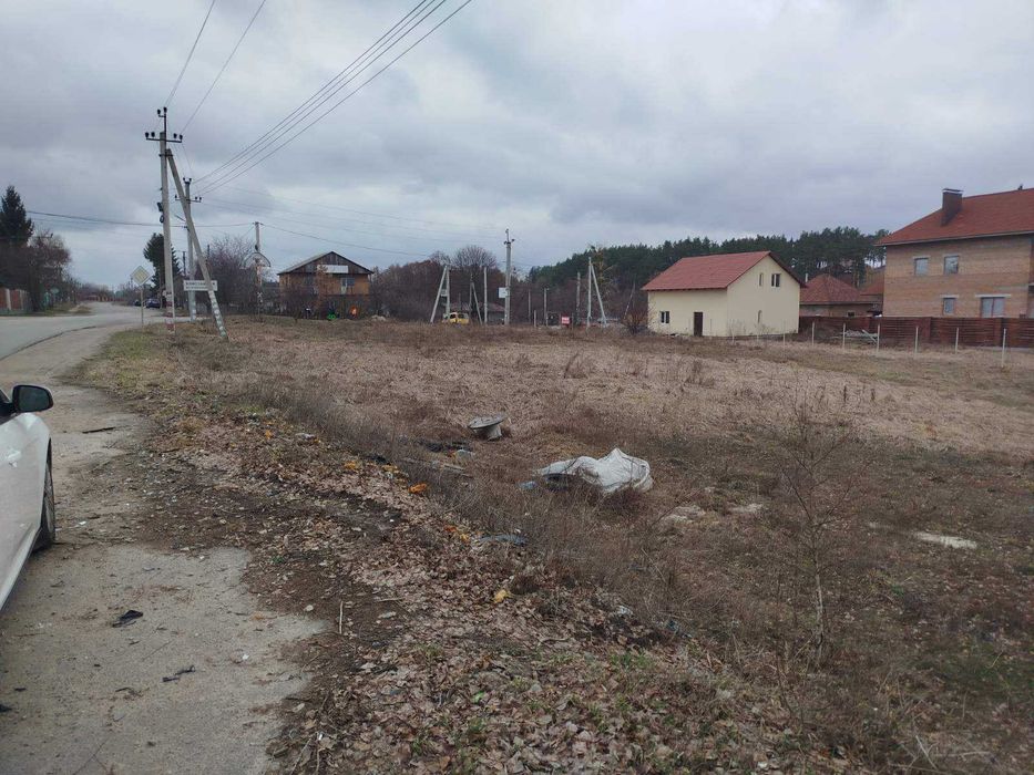 Продаж двох фасадної земельної ділянки 12 соток під будівництво