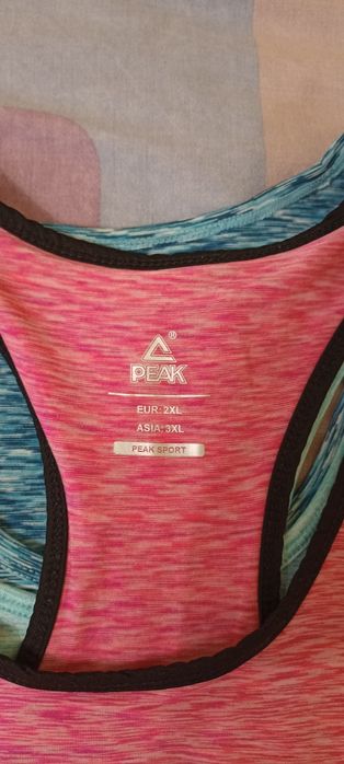 Фірмові спортивні жіночі майки