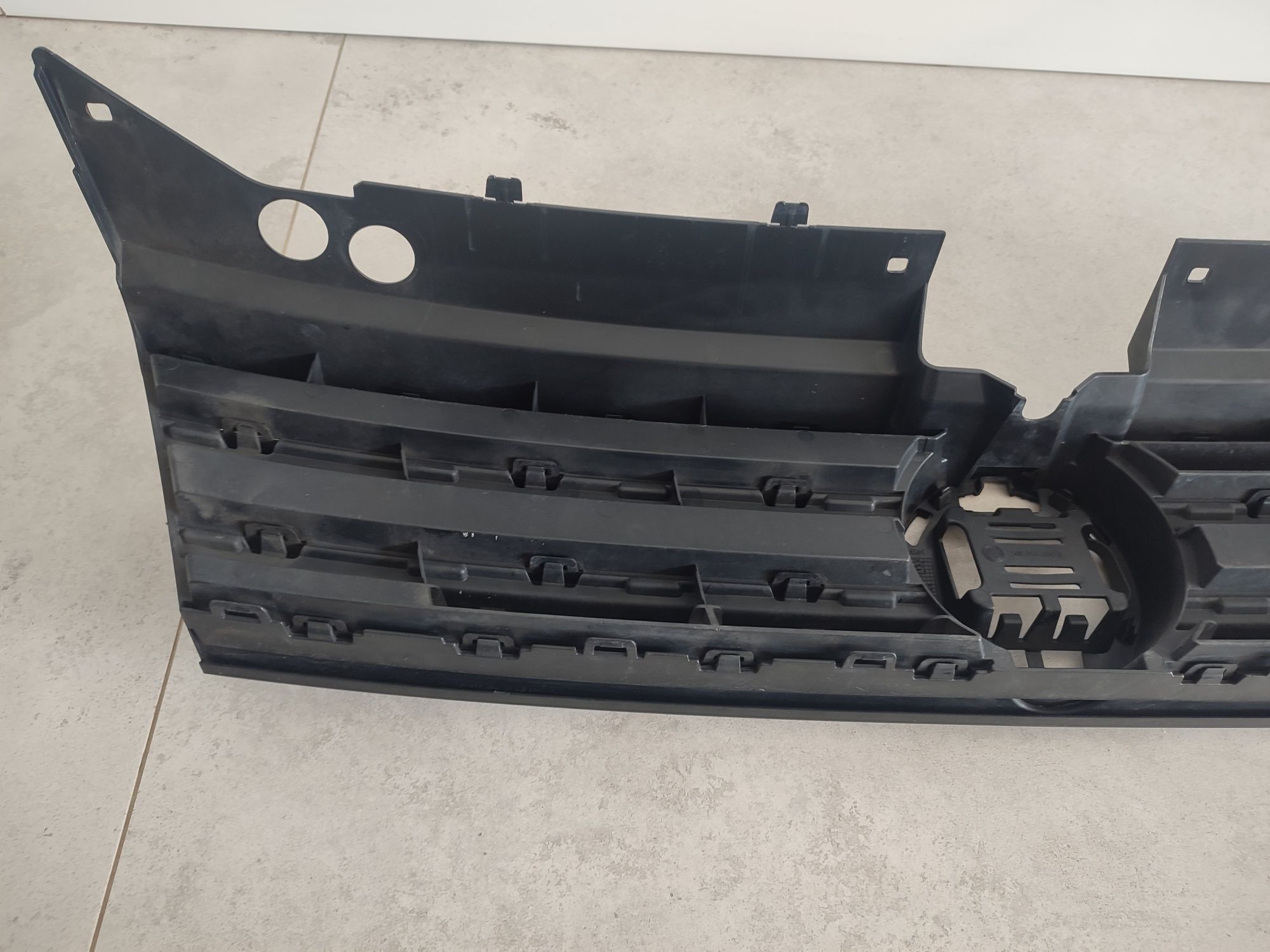 Grill Atrapa VW Tiguan II Pod Radar 15r+ Oryginał