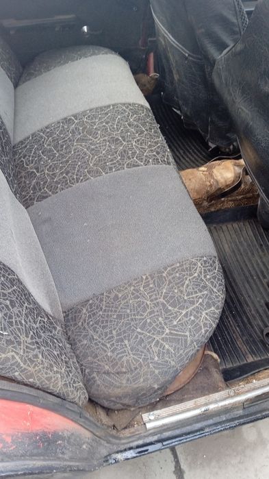 ВАЗ 21011 на ходу.сел и поехал .