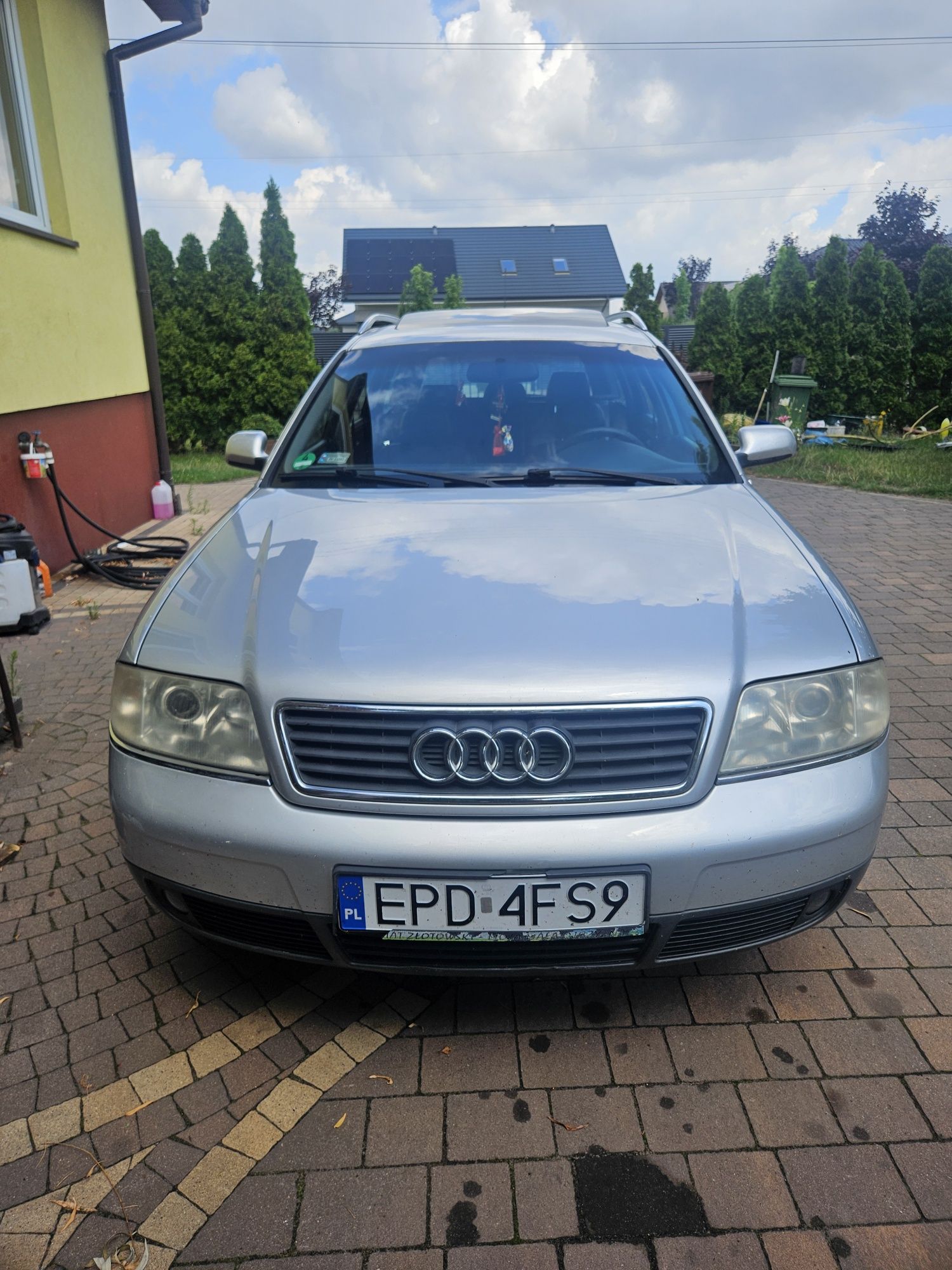 Audi a6 c5 2.4v6