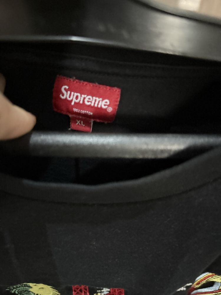 Koszulka Supreme