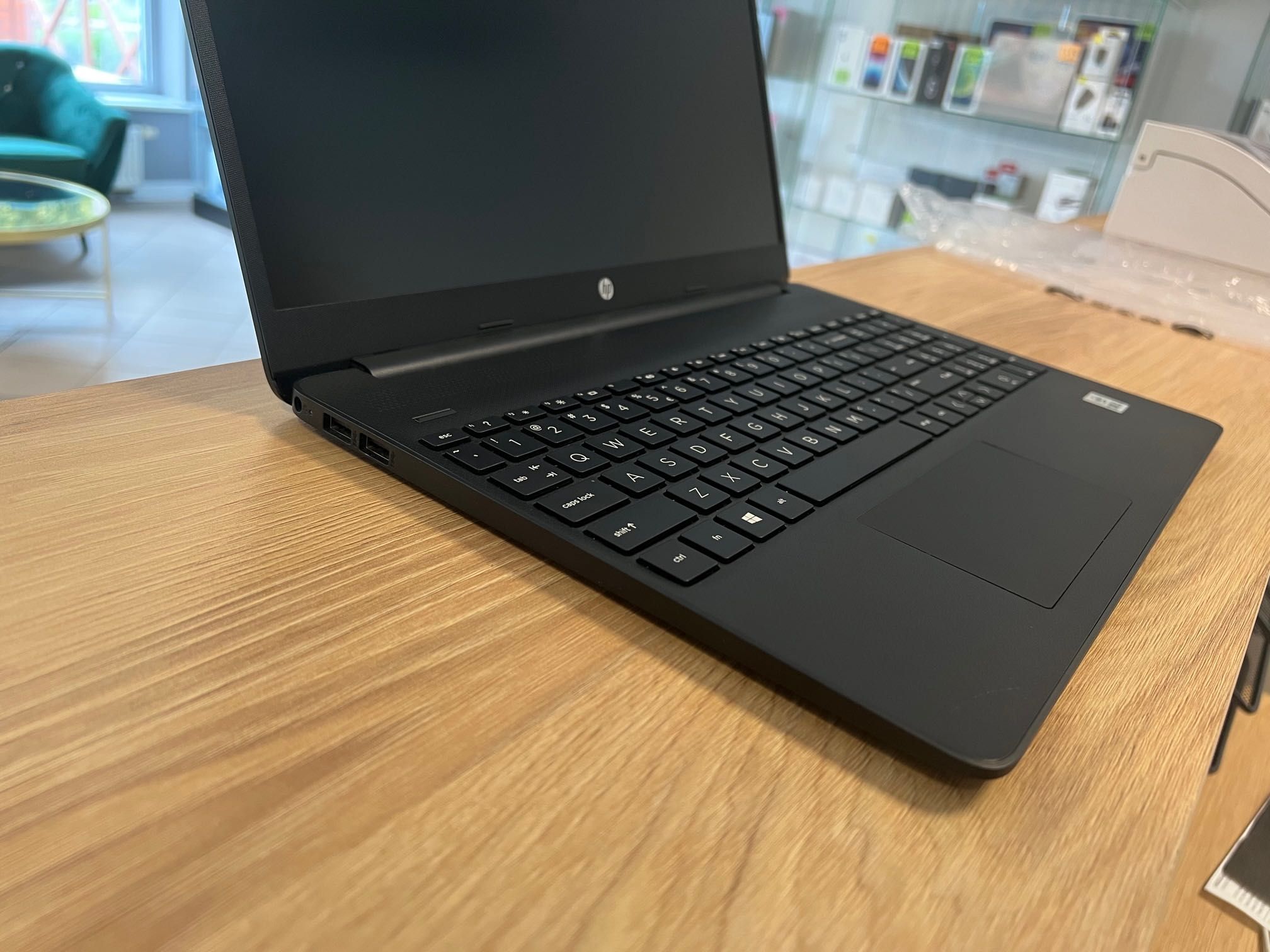Nowy Laptop HP 15s-fq1145nw 15.6" i3 4GB 512GB SSD WIN10 GW24m Sklep