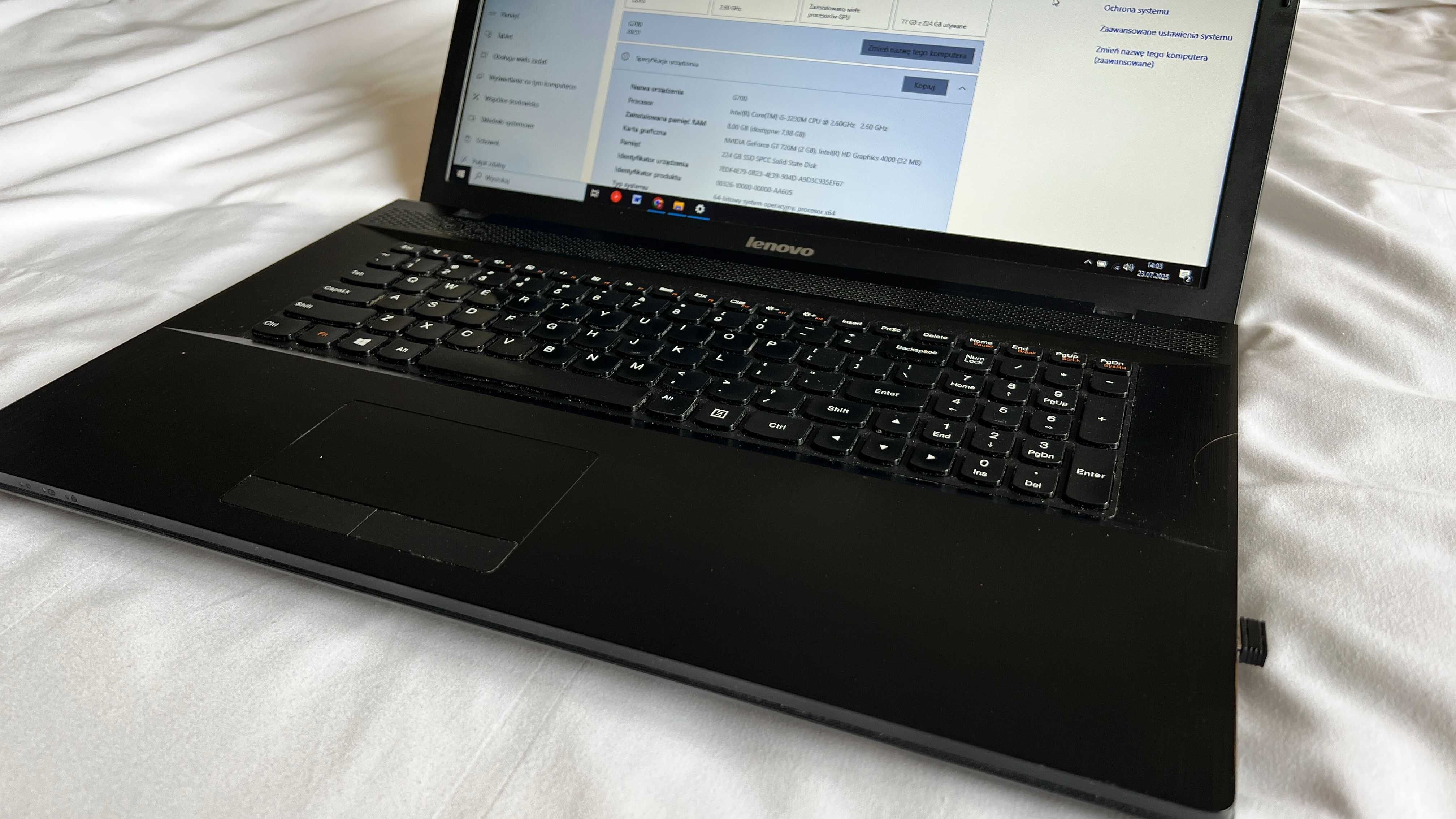 Laptop Lenovo G700 i5 3230M / SSD 256 / 8gb / GeForce 720M + TORBA