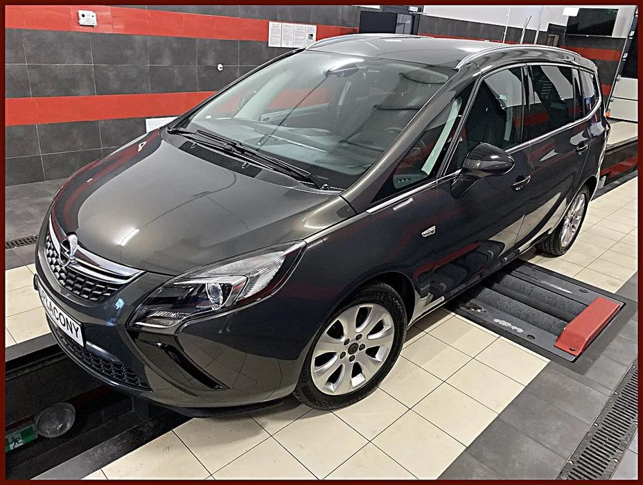 Opel Zafira 1.4 T Benzyna