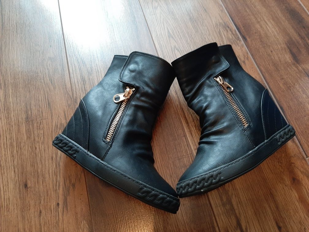 Nowe buty na platformie 38 czarne