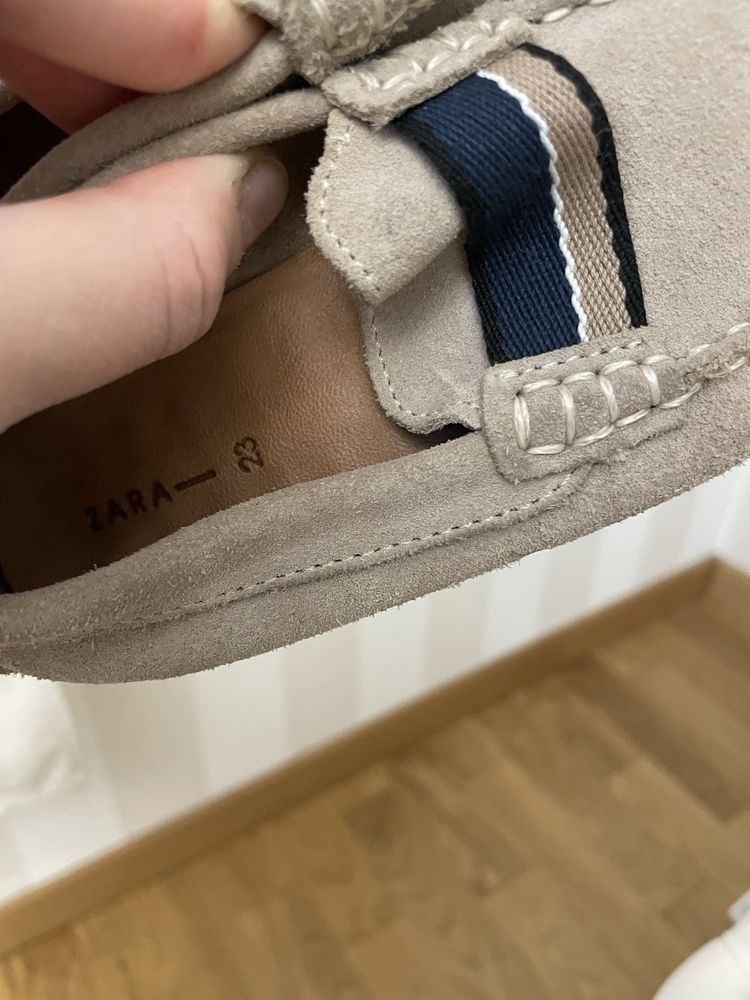 Mokasyny Buty dzieciece eleganckie Zara 23 skora naturalna zamsz