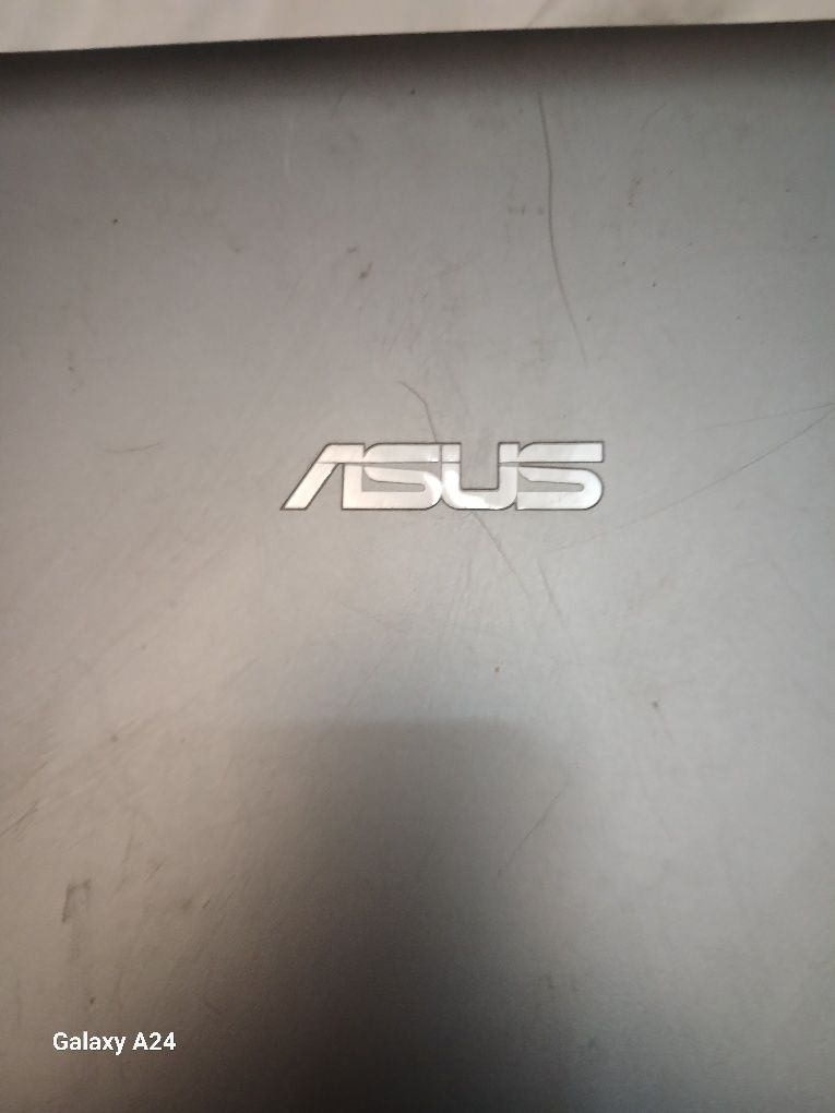 Ноутбук ASUS F3J , неробочий
