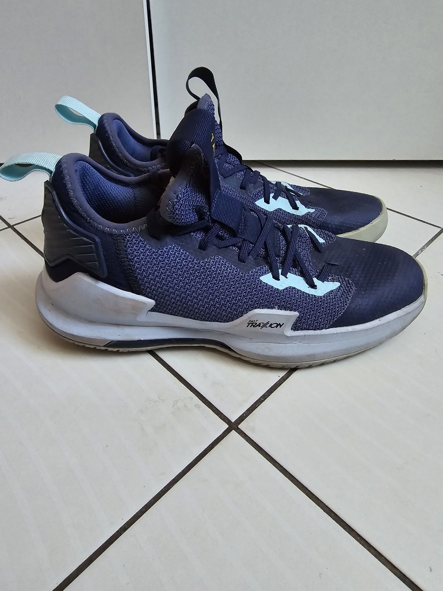 Buty męskie adidasy rozmiar 43 tarmak
