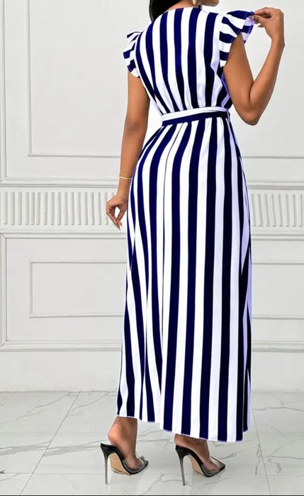 Piękna mega elegancka długa maxi sukienka w paski szykowna sukienka