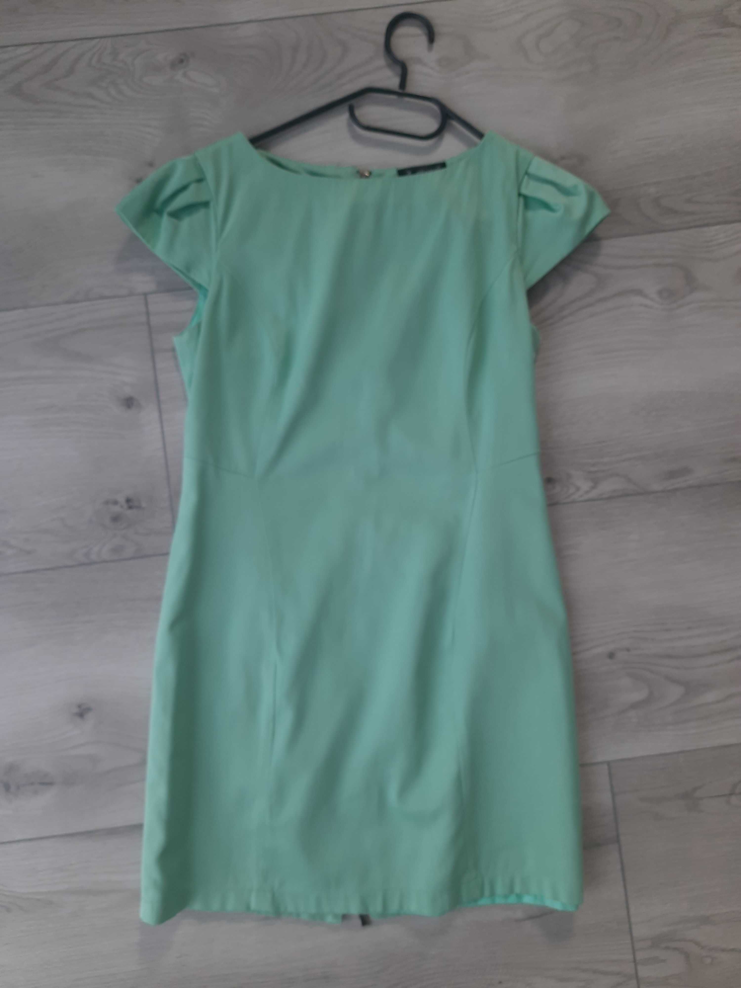 sukienka 38 miętowa zielona krótka mini prosta elegancka