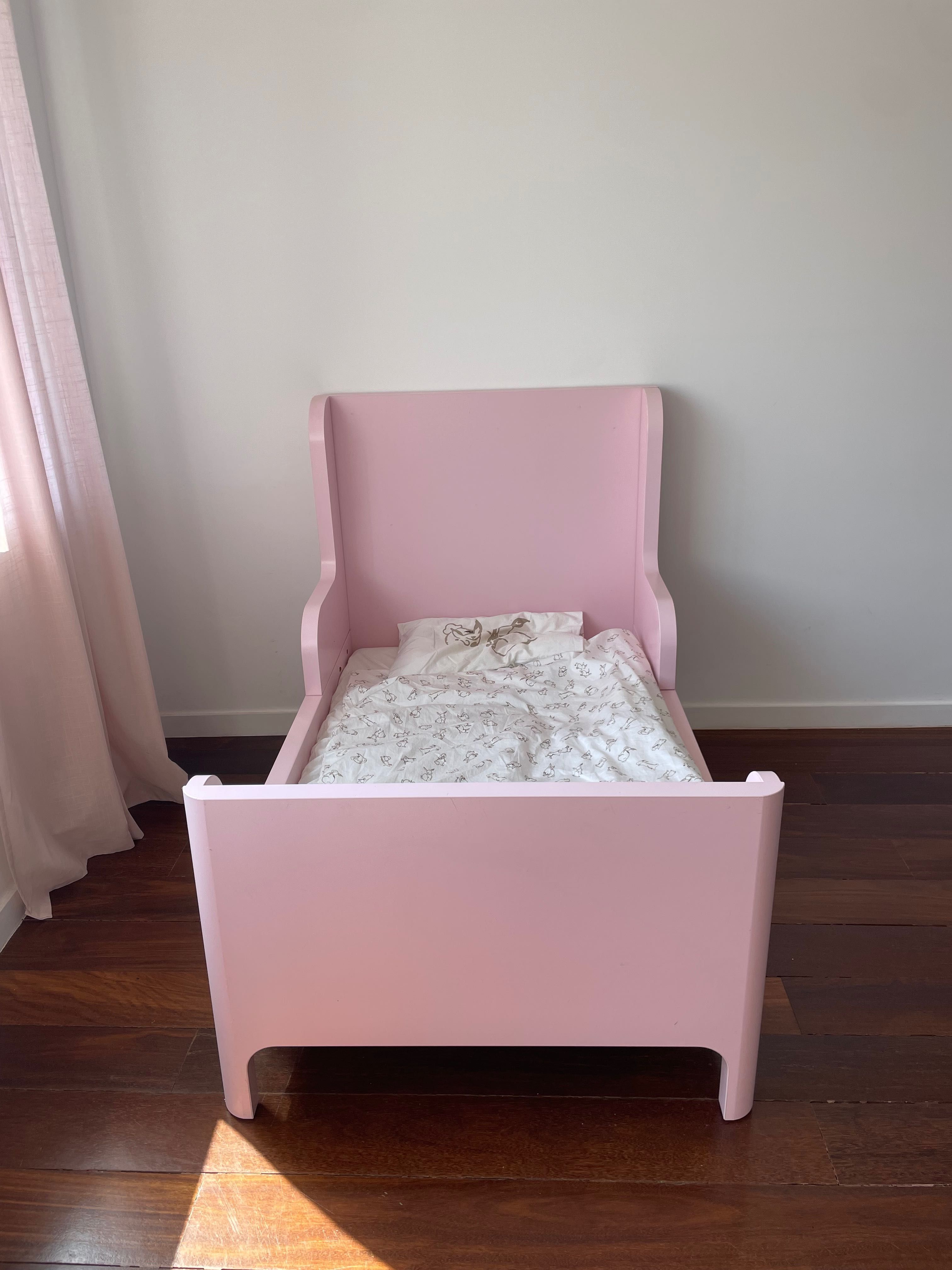 A Cama IKEA extensível
