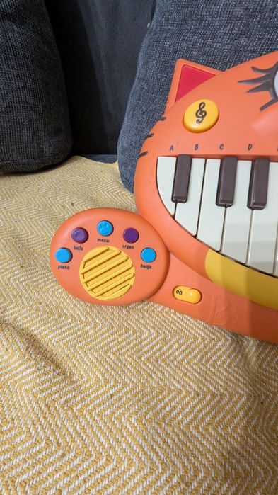 Продам котофон battat піаніно батат