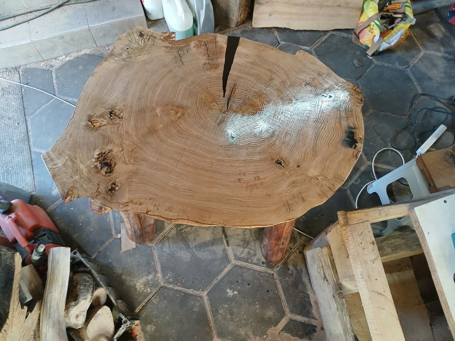 Dębowy stół z plastra