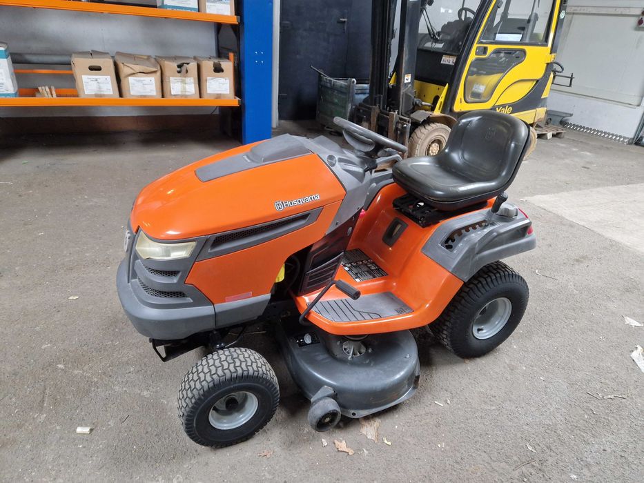 Husqvarna YTH20F42T