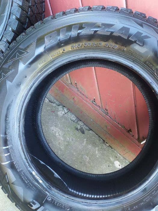 Шини Bridgestone Blizzak