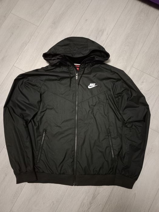 Куртка вітровка Nike