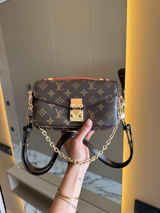 Сумка Louis Vuitton Pochette Metis Monogram Canvas