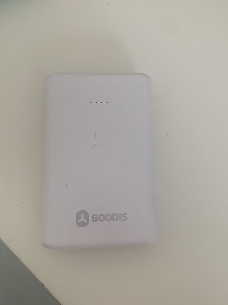 Powerbank e um nokia como novos