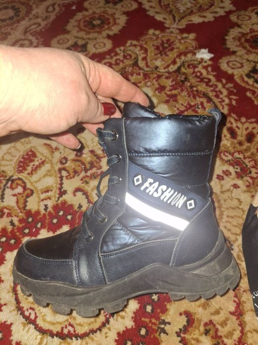 Зимові ботинки 35розміру