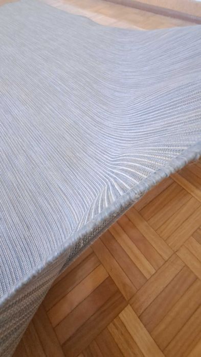 Tapete 3m x 2m em tons azulados