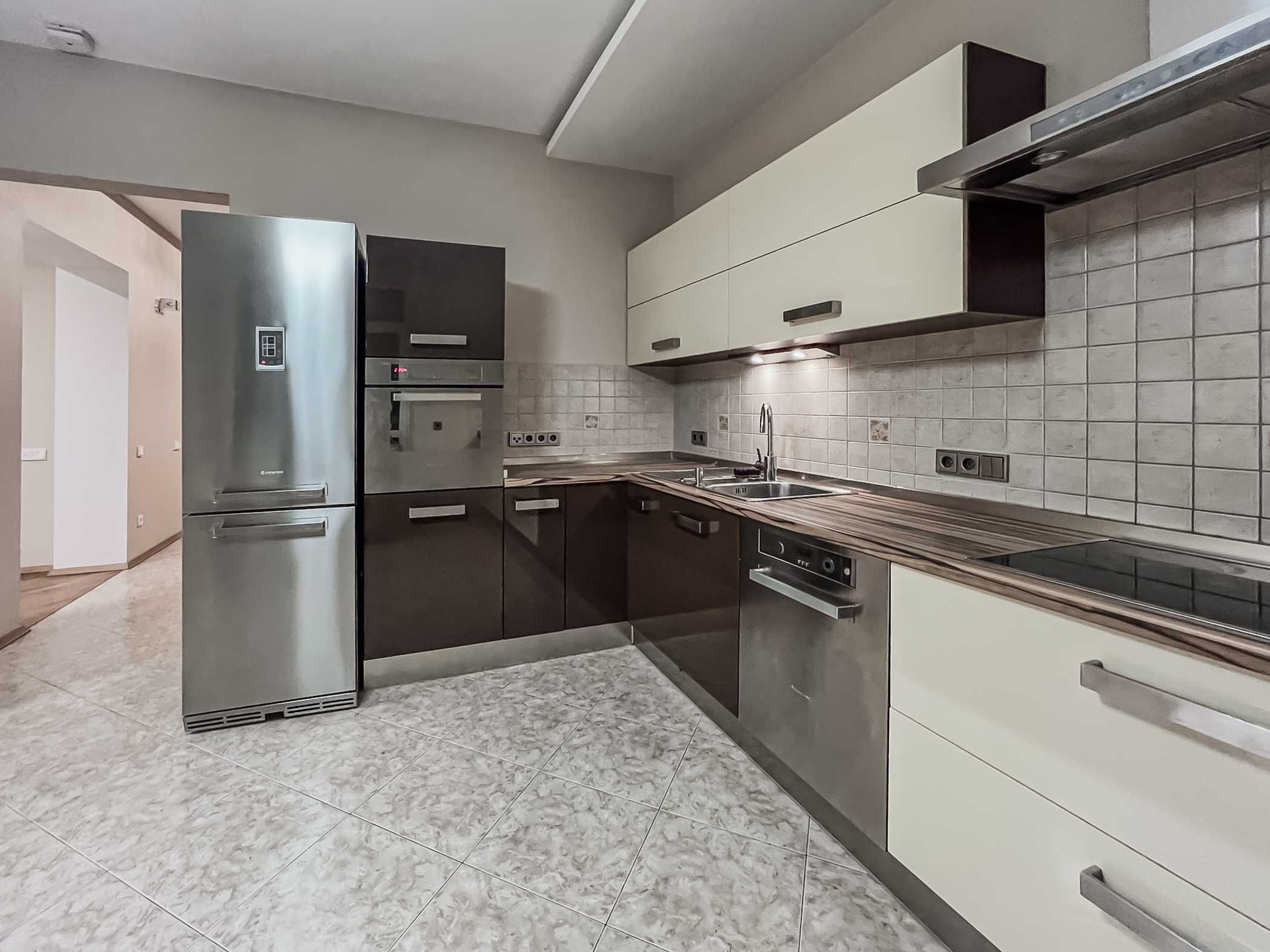 Оренда, вул. Олеся Гончара, 26, 5 кімнат, 220 м², Kiyv rent apartment