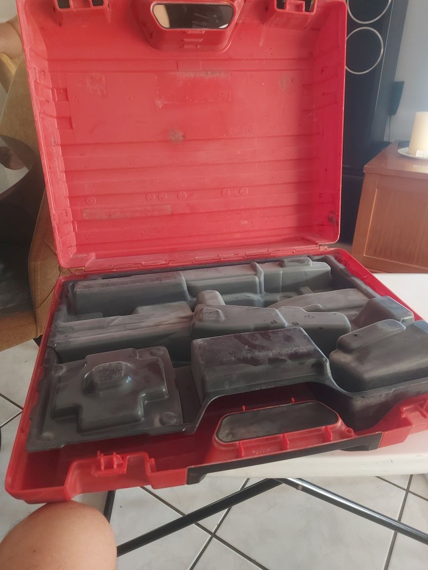 Caixa da HILTI para 2 máquina
