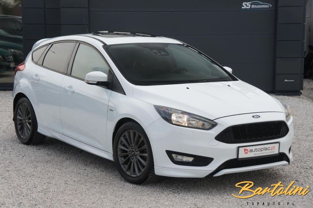 Ford Focus ST-line+Navi+Led+Kamera+Szyberdach+Gwarancja+Stan!!!