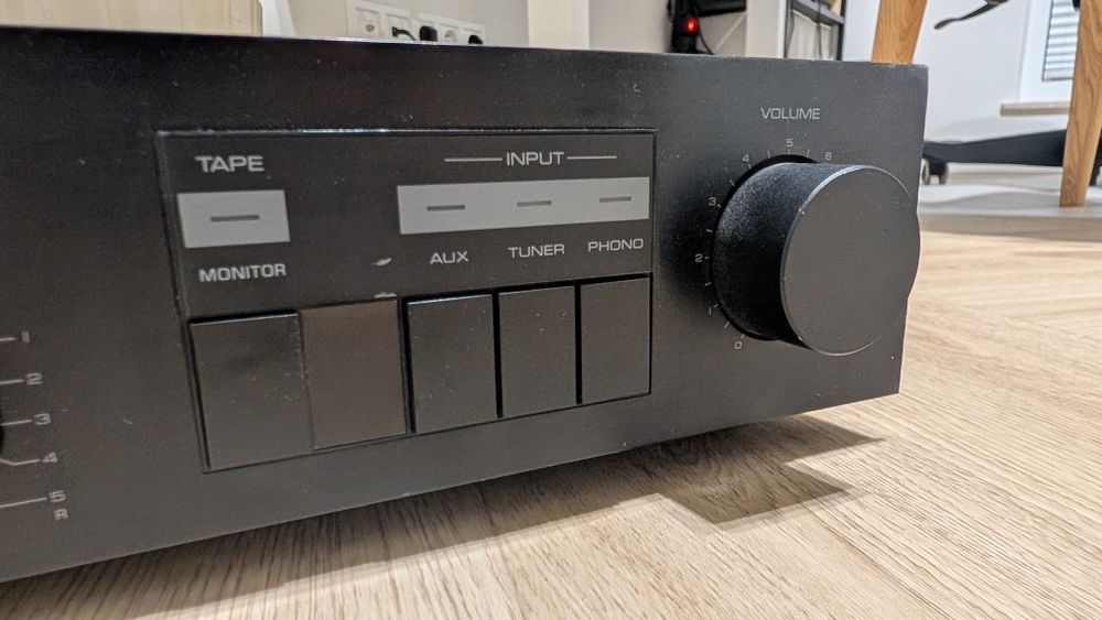 Wzmacniacz Yamaha A-300