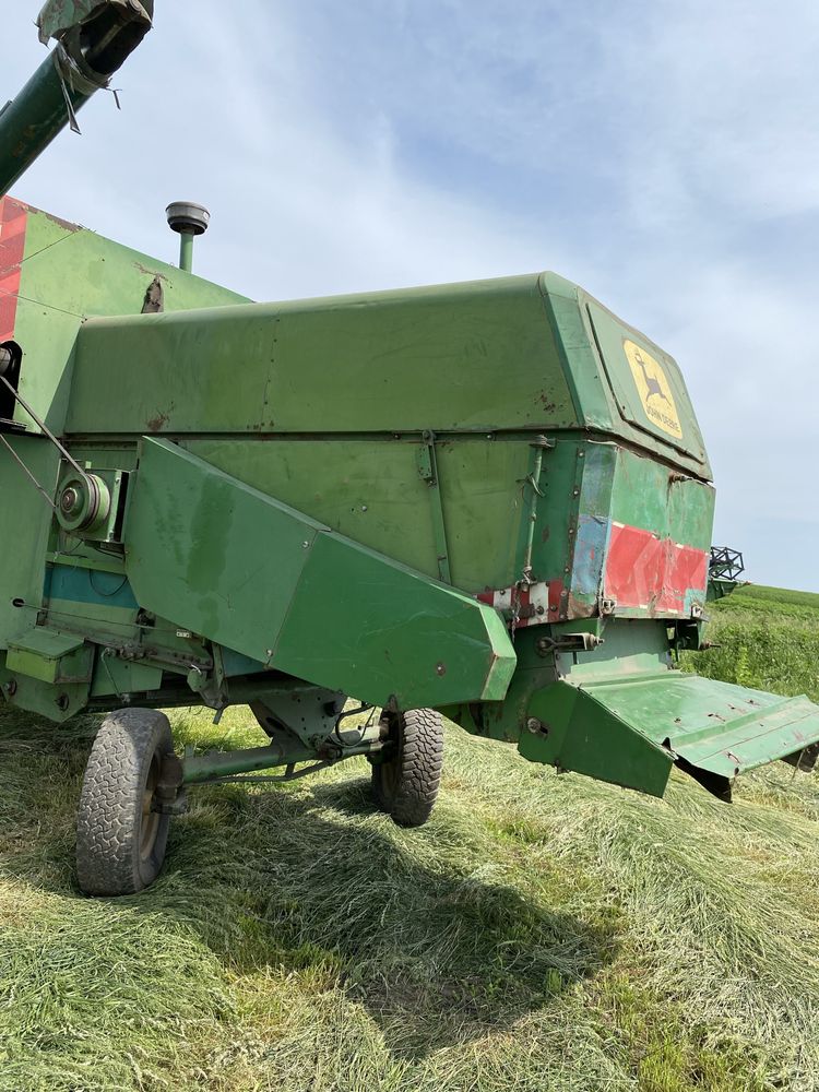 ПРОДАЄТЬСЯ John Deere 952 зі січкарнею