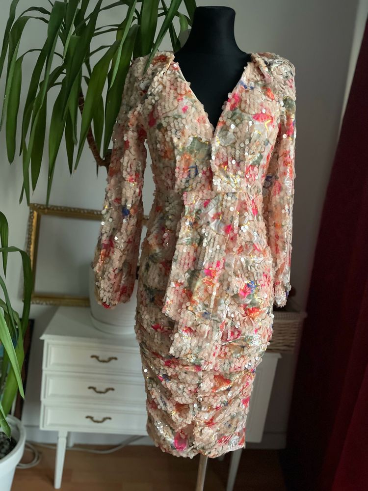 Boohoo cekinowa sukienka midi kwiaty m 38 L 40 zdobiona